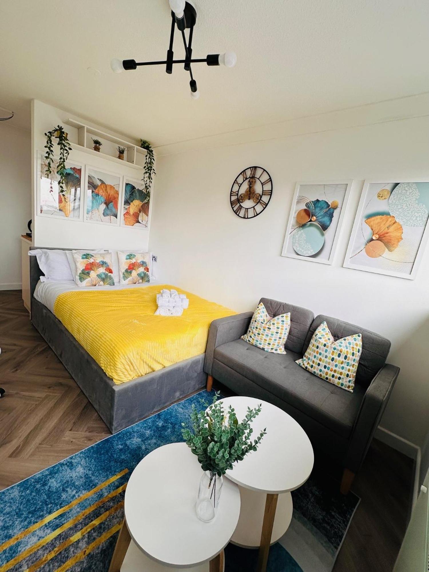 R1 - Private Room In Modern Shared Apartment, Each With Kitchenette, Central Birmingham Exteriér fotografie